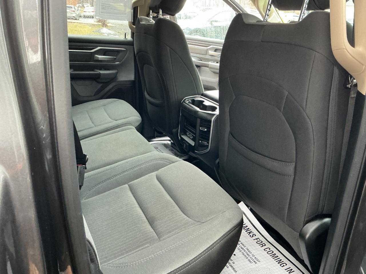 RAM 1500 Big Horn 4x4 Quad Cab 6'4" Box 2020