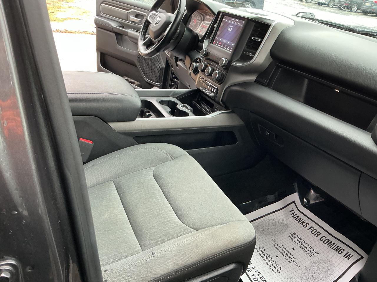 RAM 1500 Big Horn 4x4 Quad Cab 6'4" Box 2020