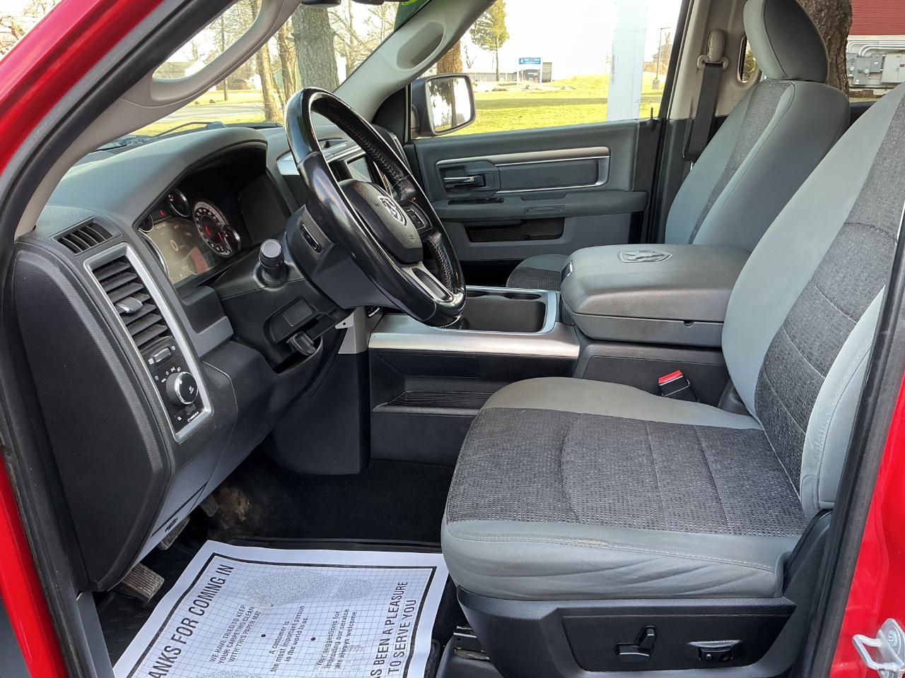 RAM 1500 Big Horn 4x4 Crew Cab 6'4" Box 2018