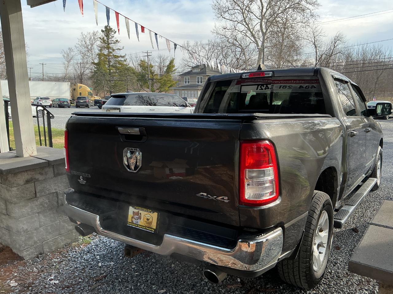 RAM 1500 Big Horn/Lone Star 4x4 Crew Cab 5'7" Box 2019