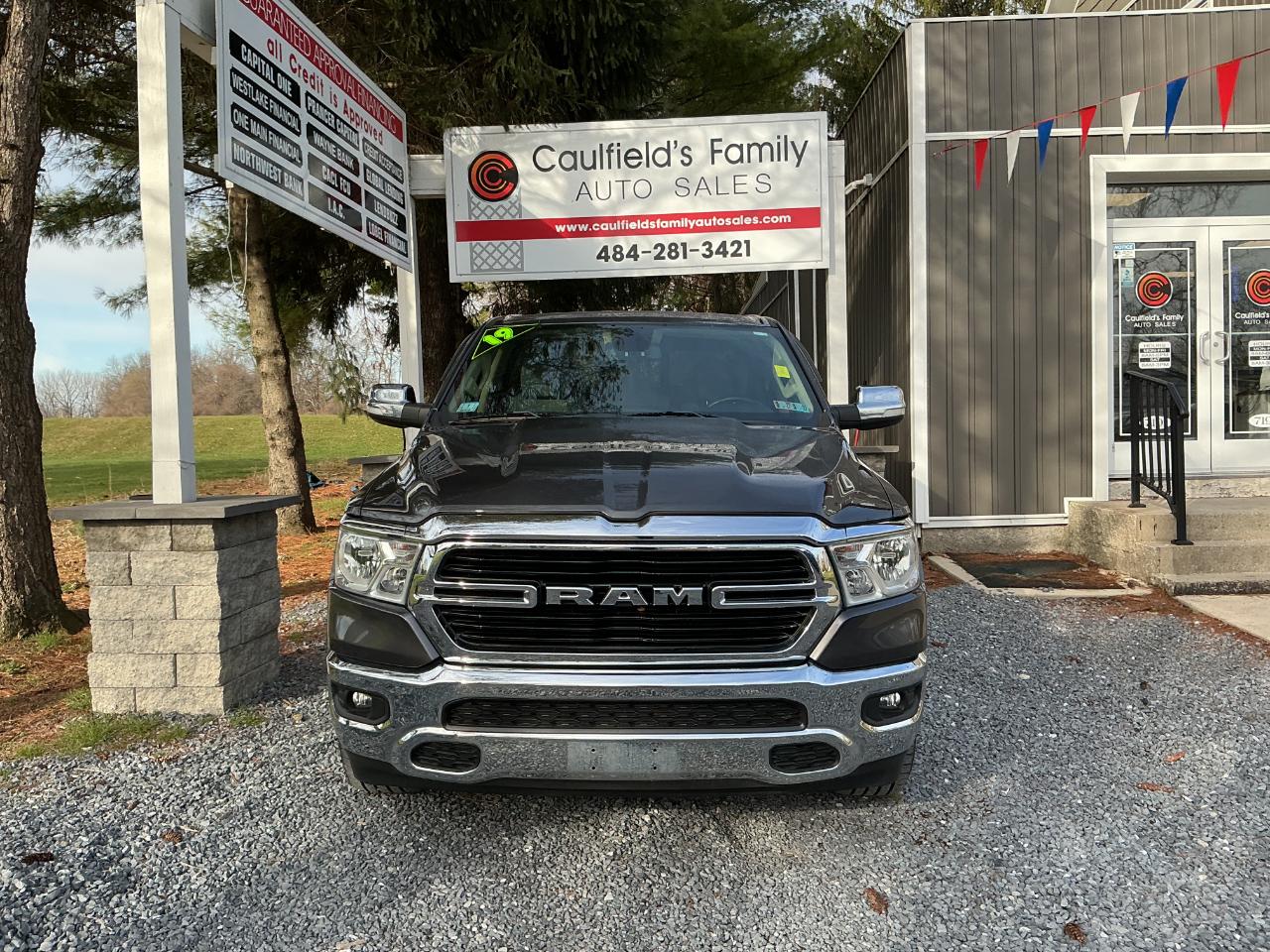 RAM 1500 Big Horn/Lone Star 4x4 Crew Cab 5'7" Box 2019