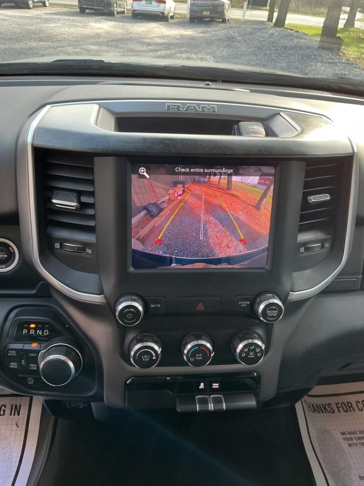 RAM 1500 Big Horn/Lone Star 4x4 Crew Cab 5'7" Box 2019