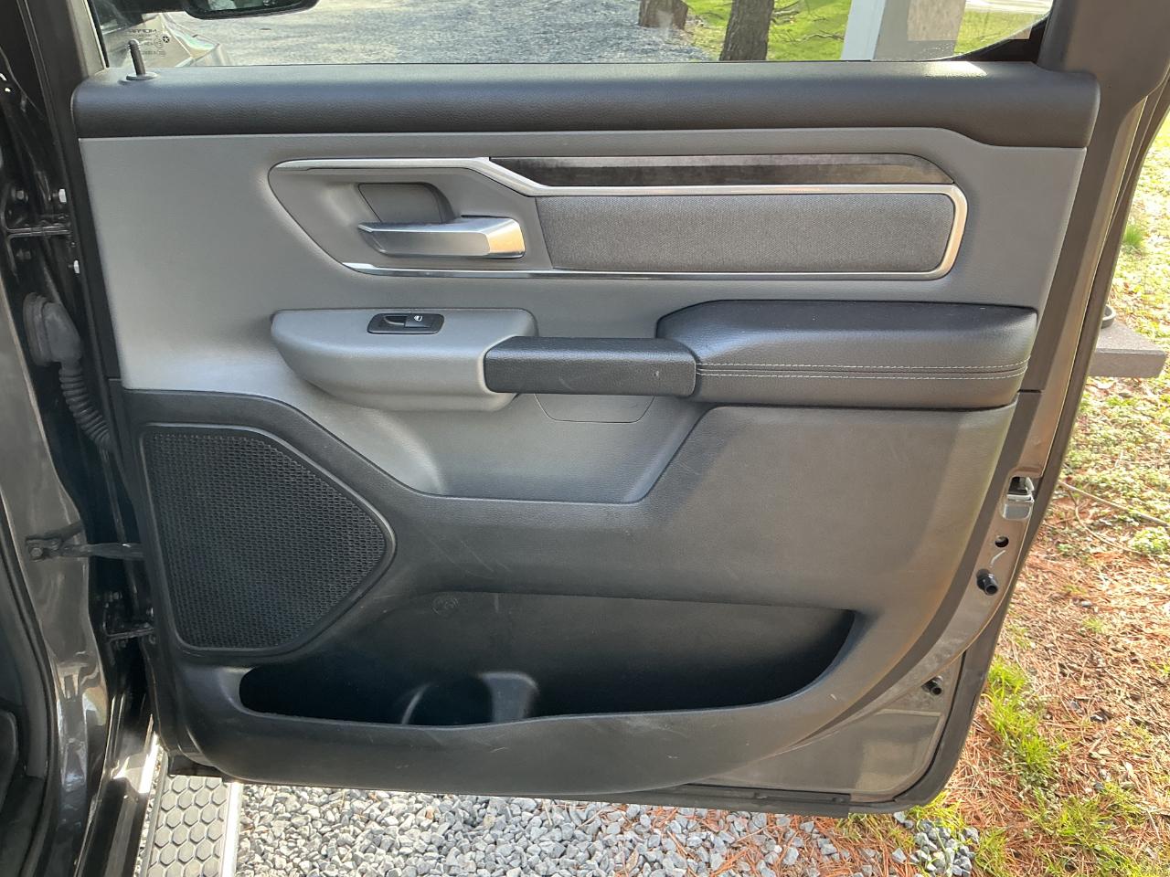 RAM 1500 Big Horn/Lone Star 4x4 Crew Cab 5'7" Box 2019