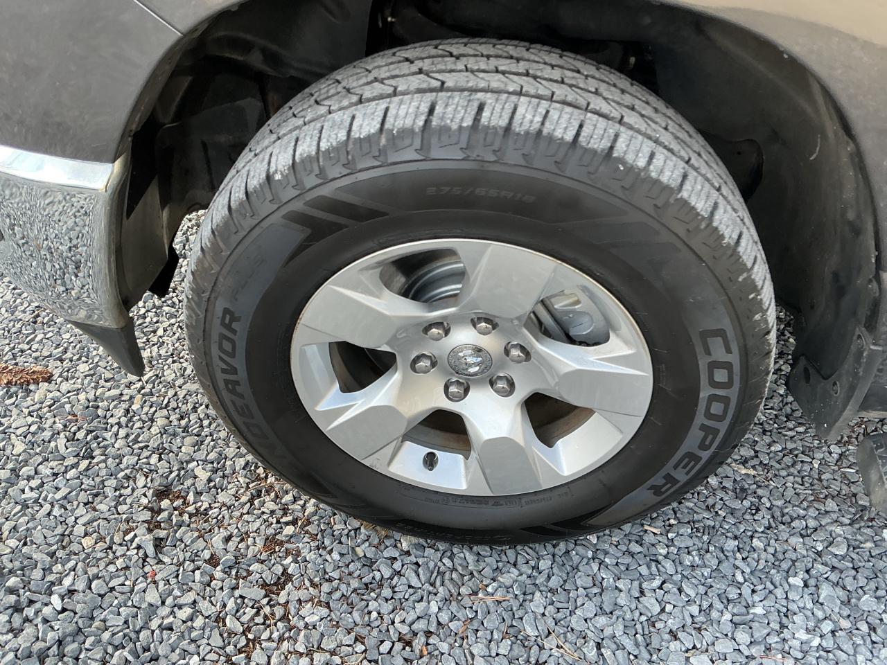 RAM 1500 Big Horn/Lone Star 4x4 Crew Cab 5'7" Box 2019