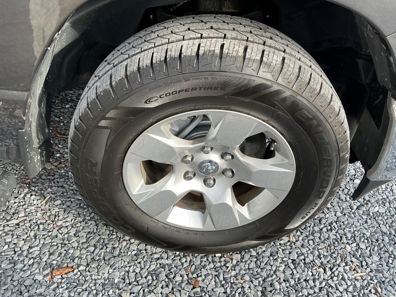 RAM 1500 Big Horn/Lone Star 4x4 Crew Cab 5'7" Box 2019