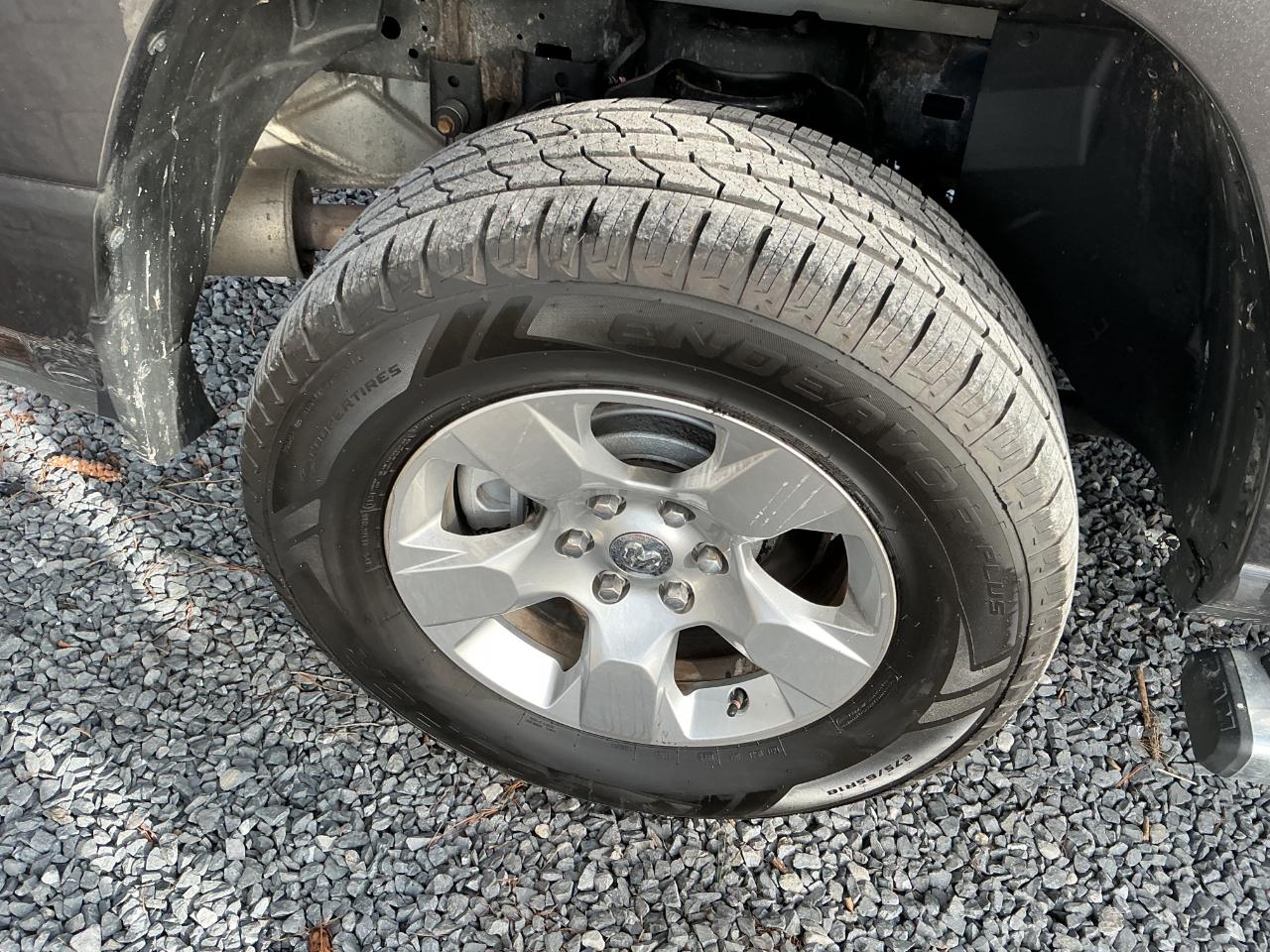 RAM 1500 Big Horn/Lone Star 4x4 Crew Cab 5'7" Box 2019