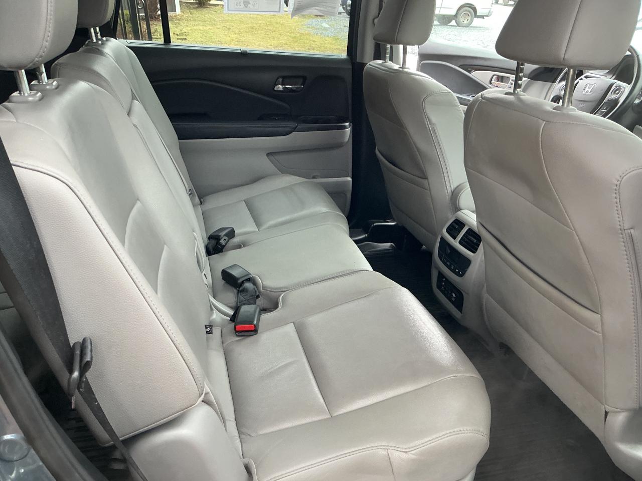 Honda Pilot Touring AWD 2018