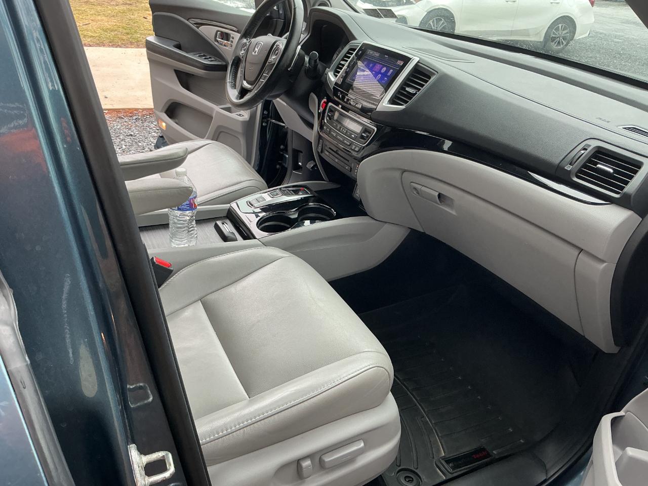 Honda Pilot Touring AWD 2018