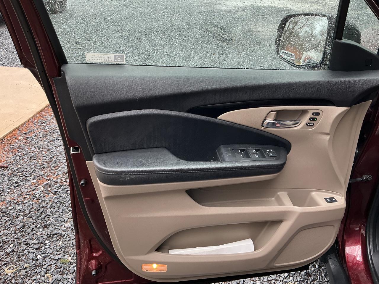 Honda Pilot Touring 8-Passenger AWD 2021