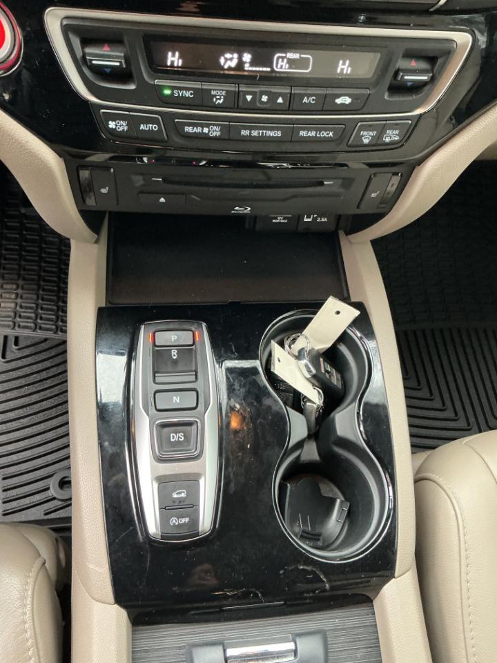 Honda Pilot Touring 8-Passenger AWD 2021