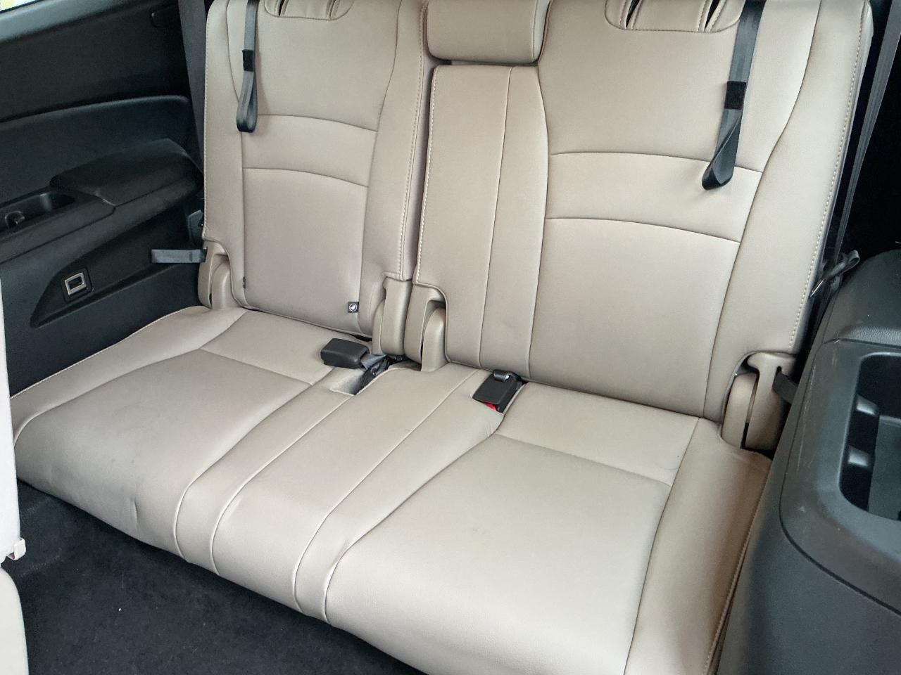 Honda Pilot Touring 8-Passenger AWD 2021