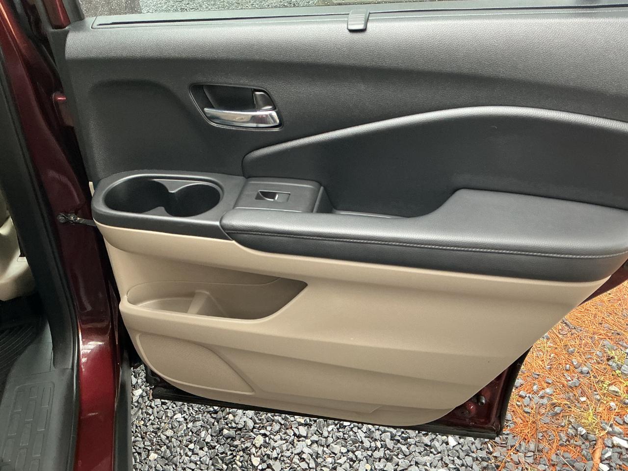 Honda Pilot Touring 8-Passenger AWD 2021