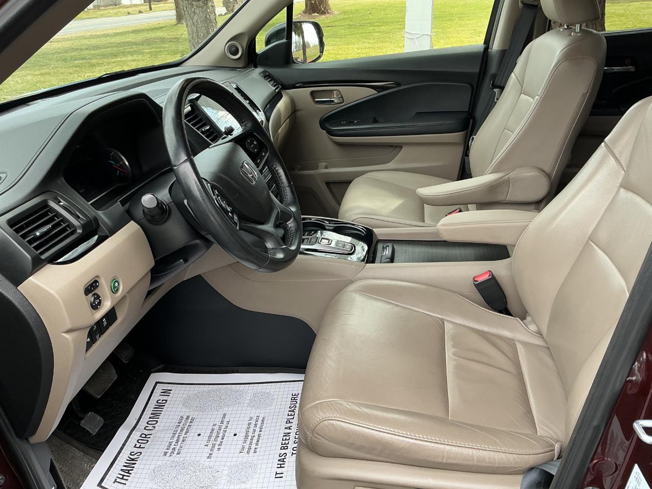 Honda Pilot Touring 8-Passenger AWD 2021