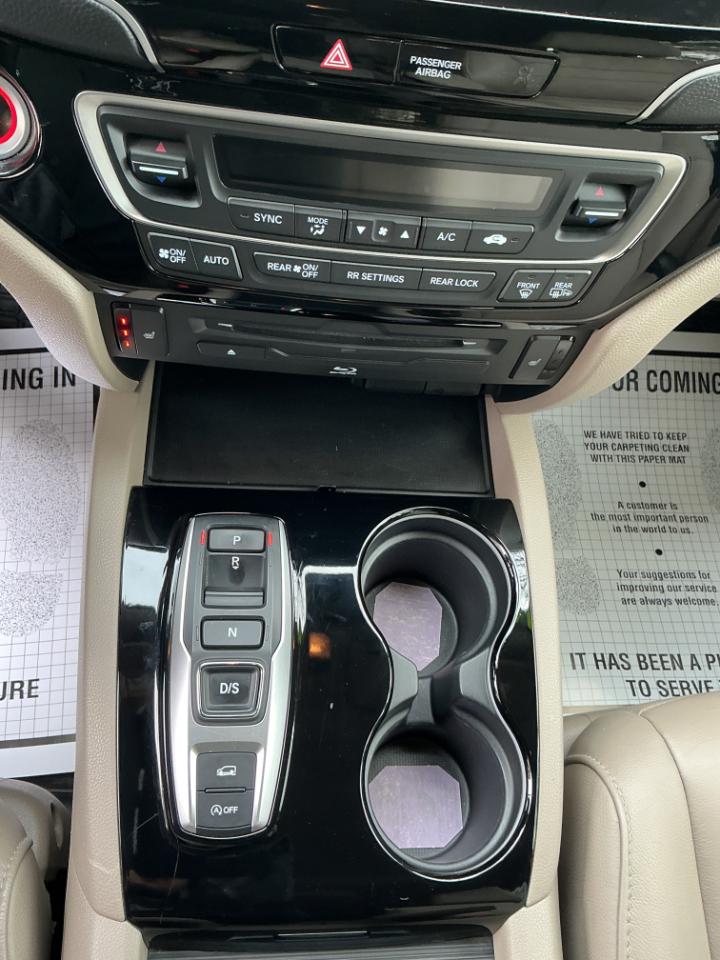 Honda Pilot Touring 8-Passenger AWD 2021