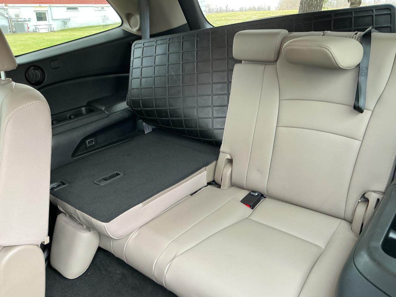 Honda Pilot Touring 8-Passenger AWD 2021