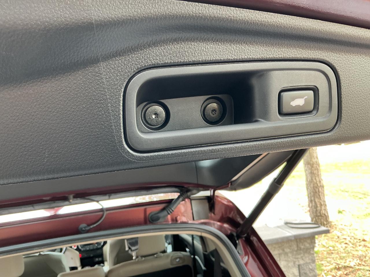 Honda Pilot Touring 8-Passenger AWD 2021