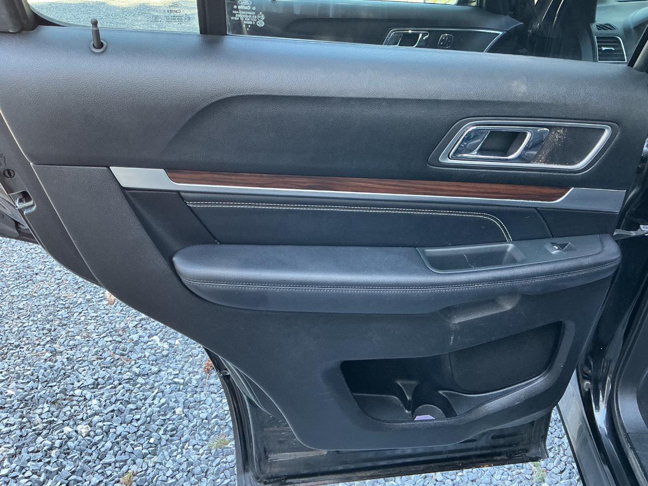 Ford Explorer Limited 4WD 2018