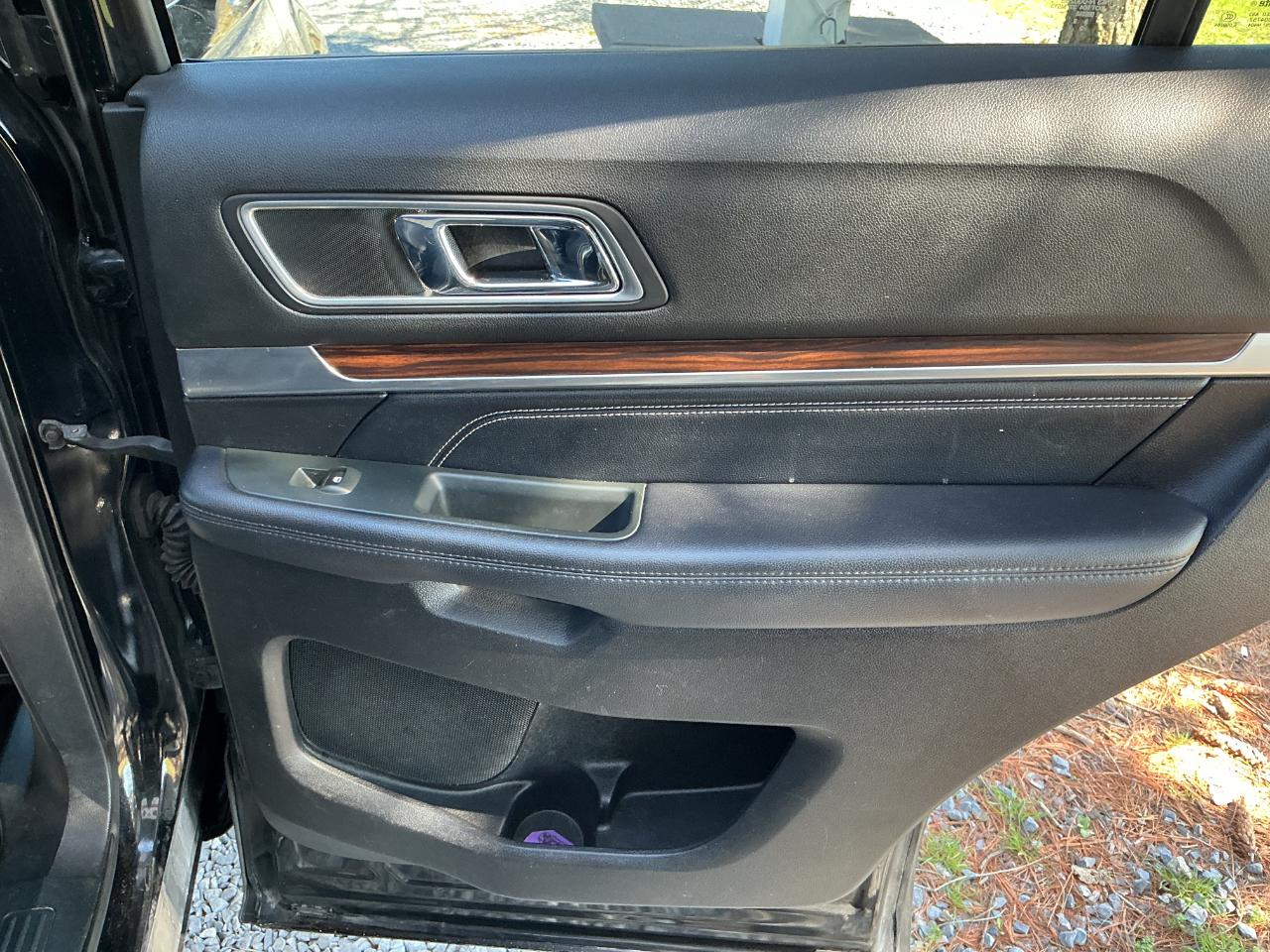 Ford Explorer Limited 4WD 2018