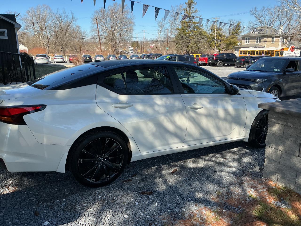 Nissan Altima 2.5 SR Sedan 2020