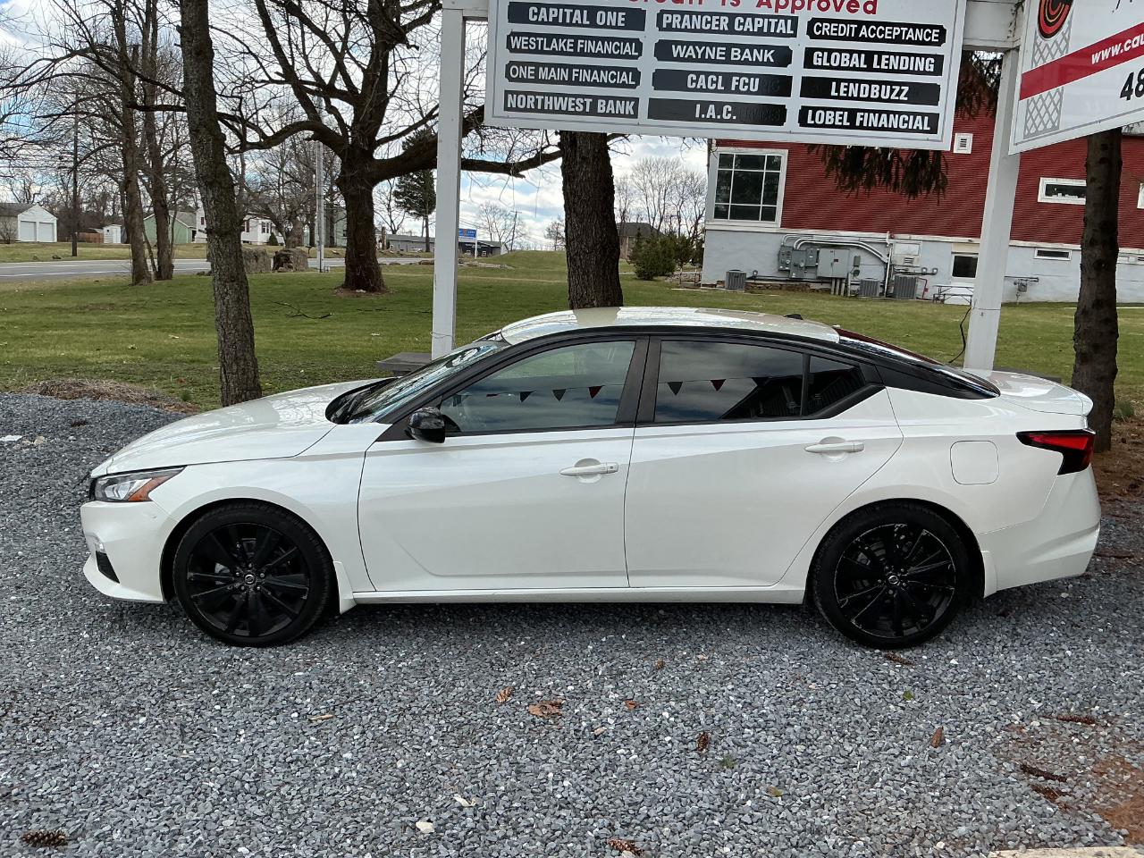 Nissan Altima 2.5 SR Sedan 2020