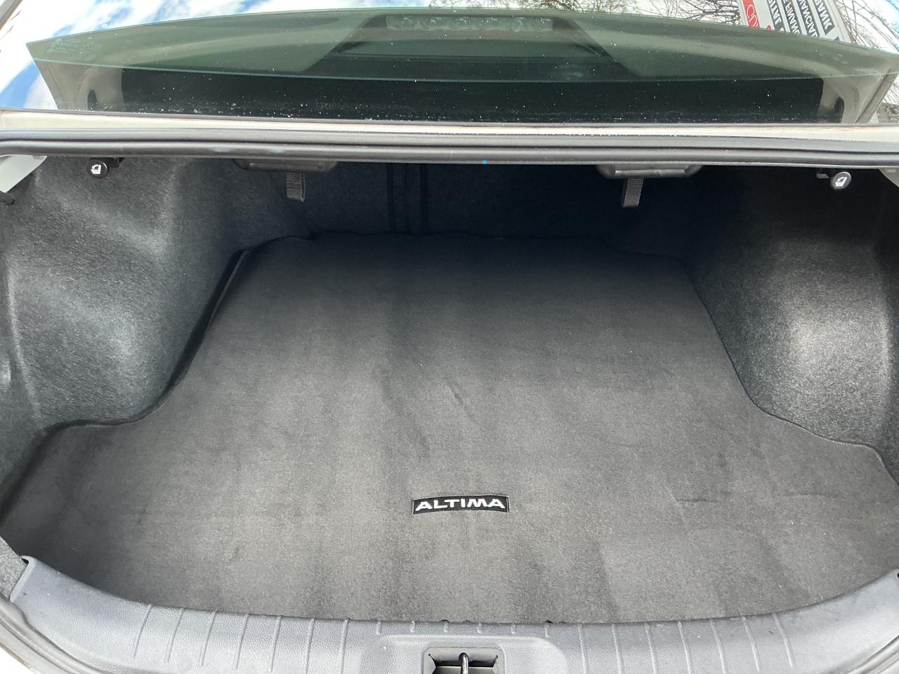 Nissan Altima 2.5 SR Sedan 2020