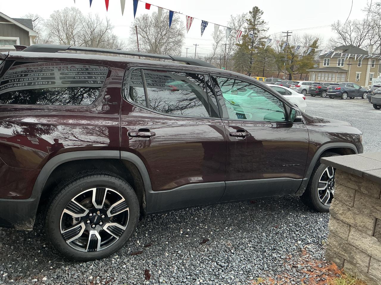 GMC Acadia AWD 4dr SLE 2021