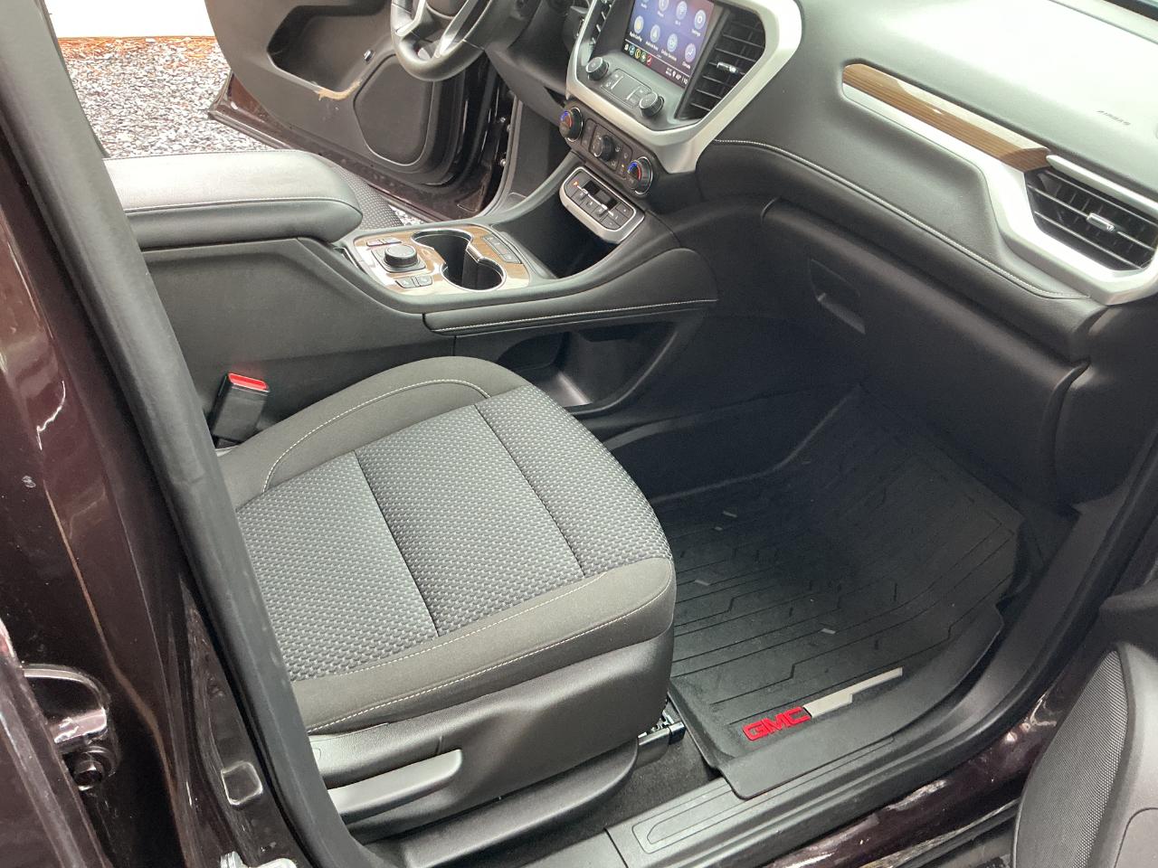 GMC Acadia AWD 4dr SLE 2021