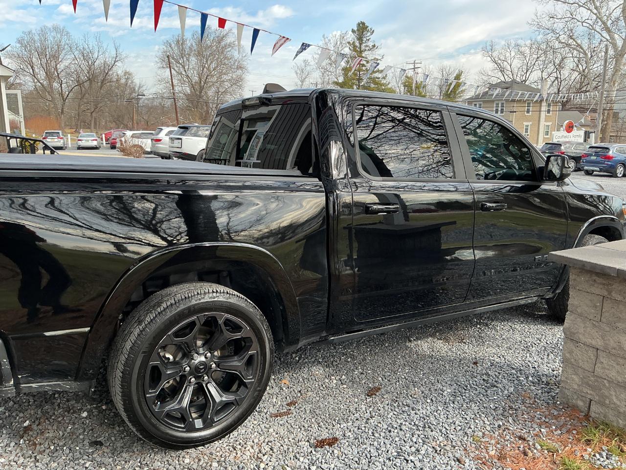 RAM 1500 Limited Crew Cab 4WD SWB 2023