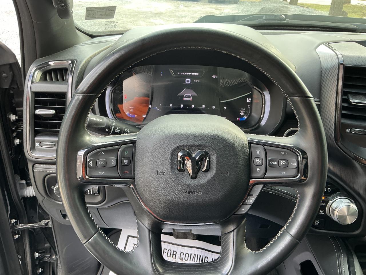 RAM 1500 Limited Crew Cab 4WD SWB 2023