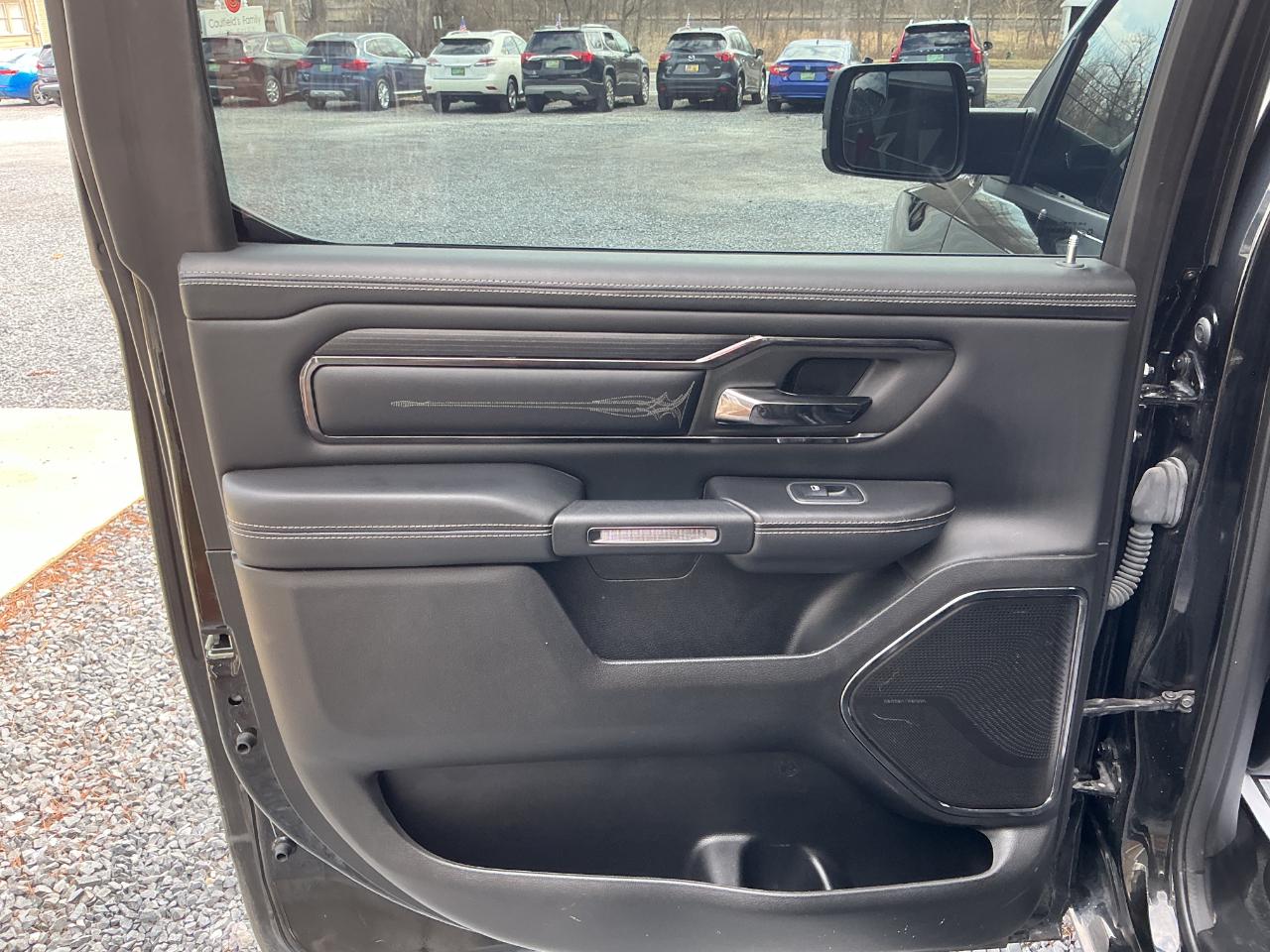 RAM 1500 Limited Crew Cab 4WD SWB 2023