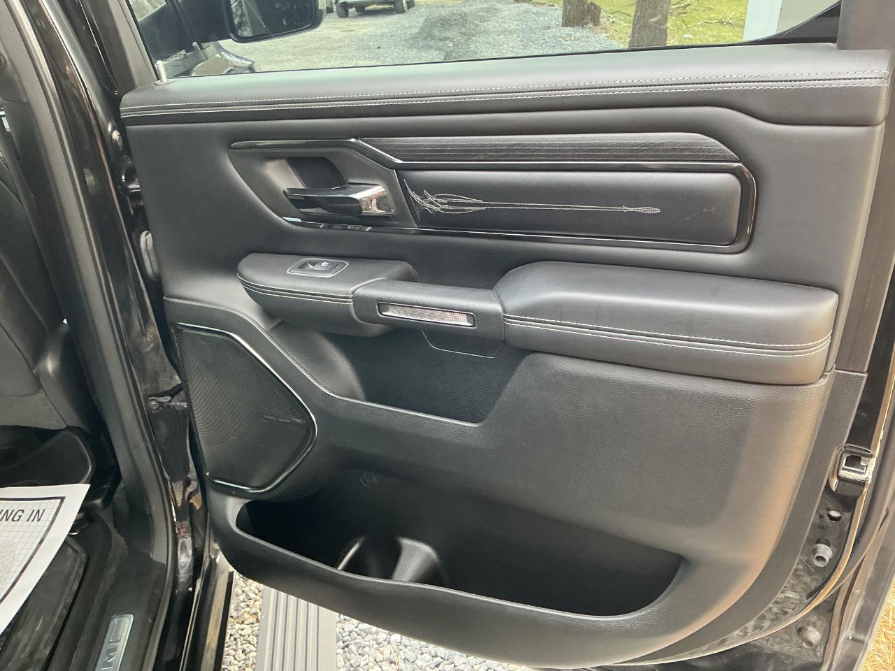 RAM 1500 Limited Crew Cab 4WD SWB 2023