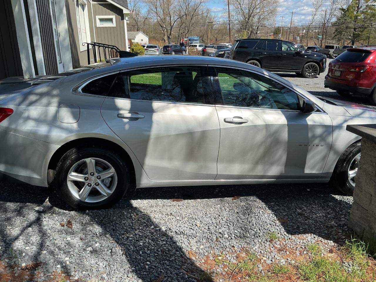Chevrolet Malibu 4dr Sdn LS w/1LS 2020
