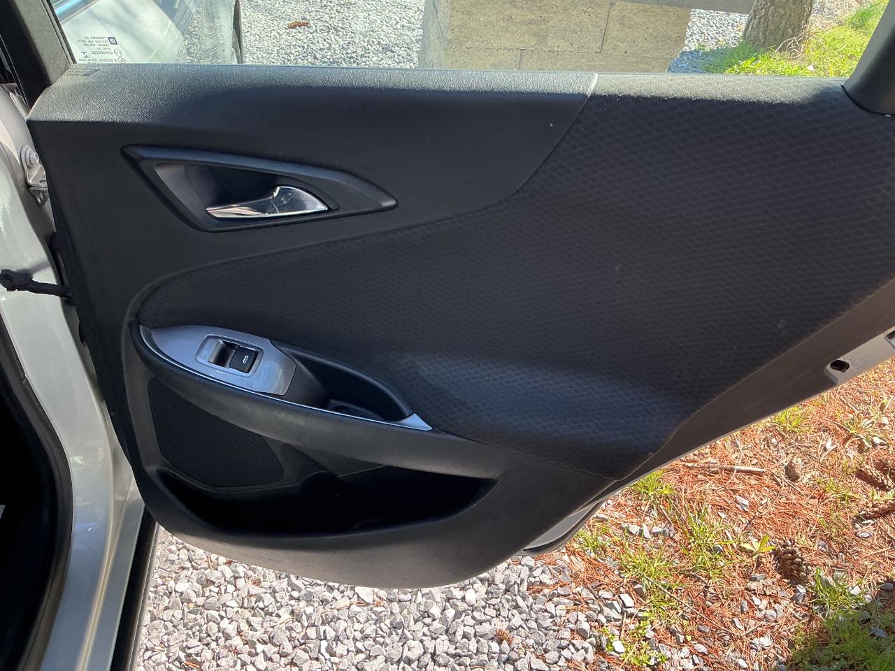 Chevrolet Malibu 4dr Sdn LS w/1LS 2020