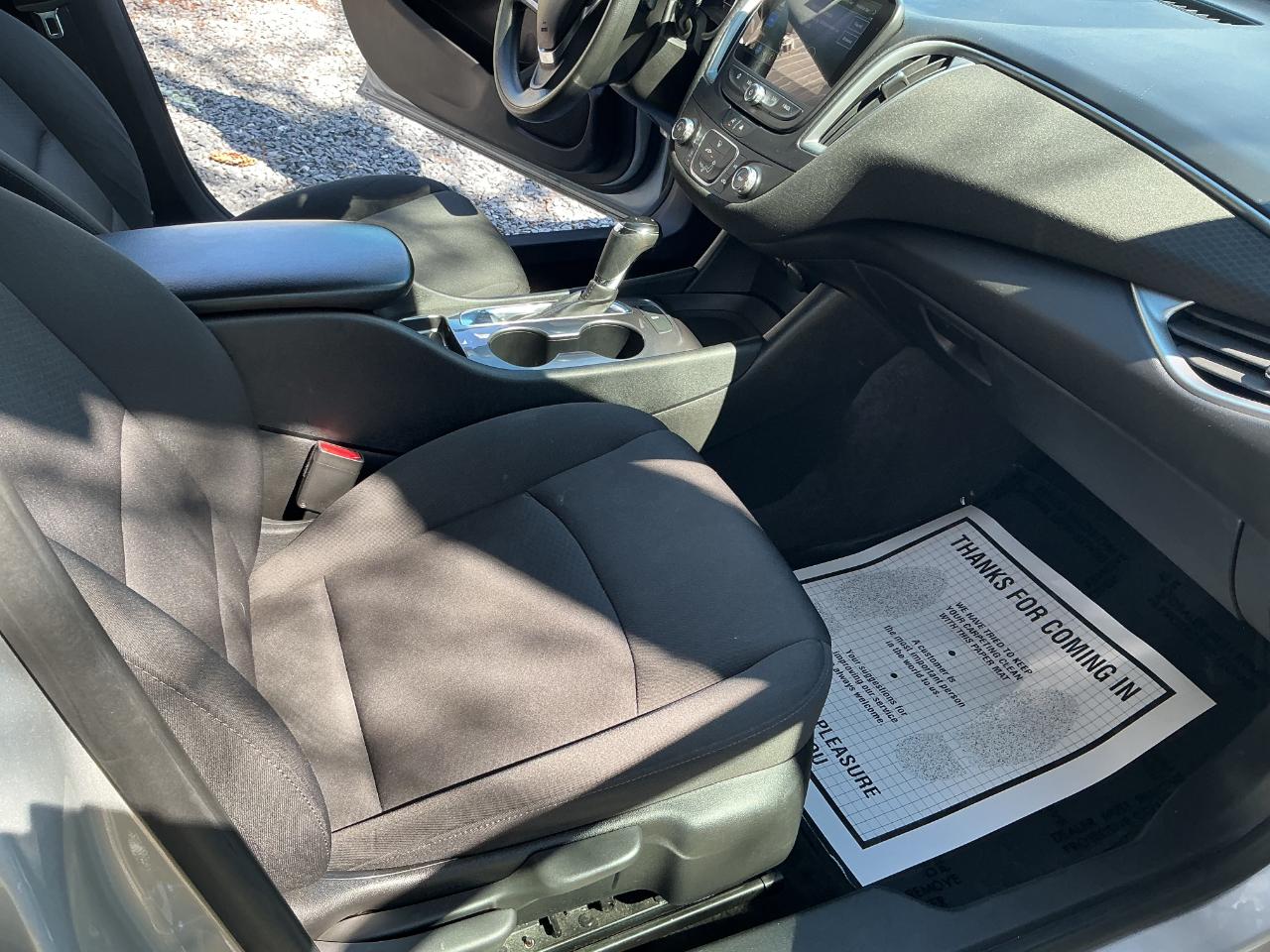 Chevrolet Malibu 4dr Sdn LS w/1LS 2020