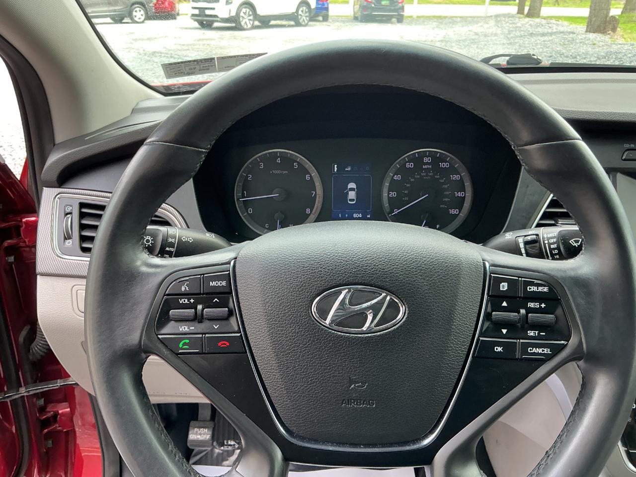 Hyundai Sonata 4dr Sdn 2.4L Sport PZEV 2016