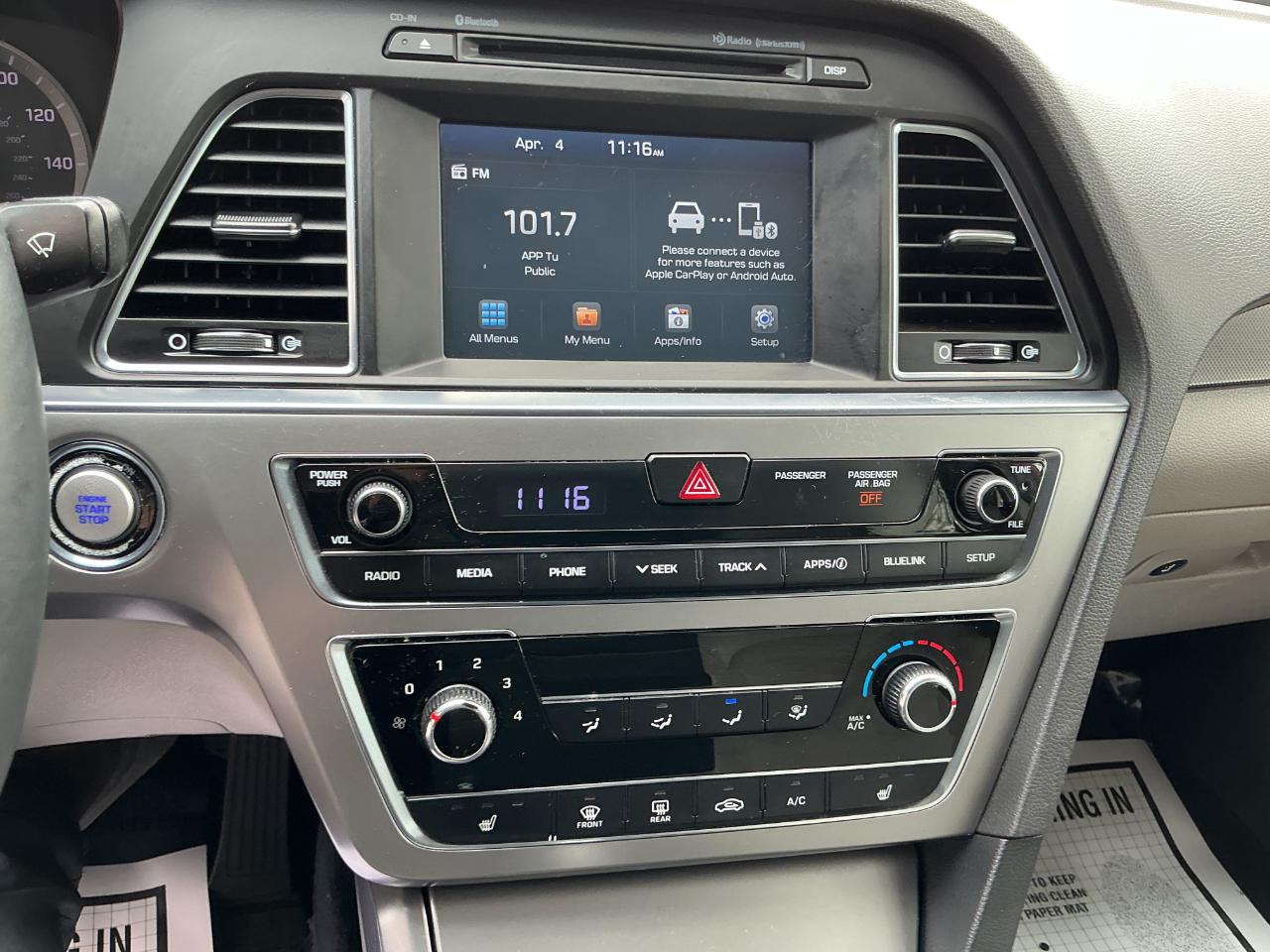 Hyundai Sonata 4dr Sdn 2.4L Sport PZEV 2016