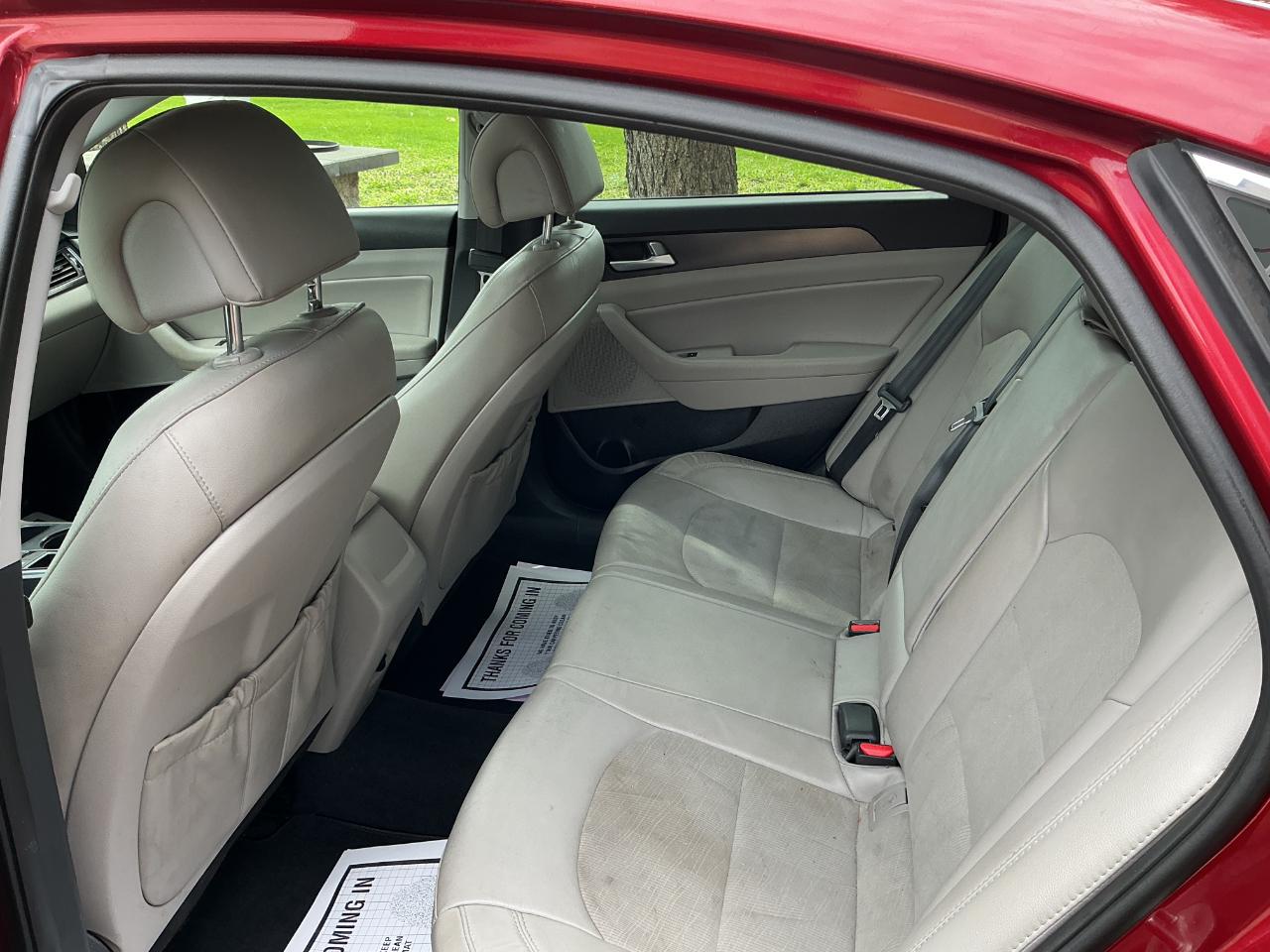 Hyundai Sonata 4dr Sdn 2.4L Sport PZEV 2016