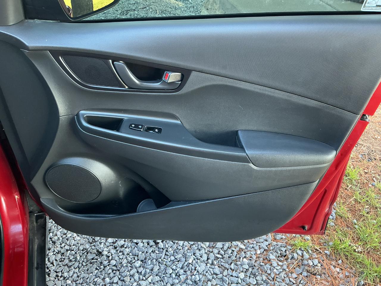 Hyundai Kona SE Auto AWD 2021