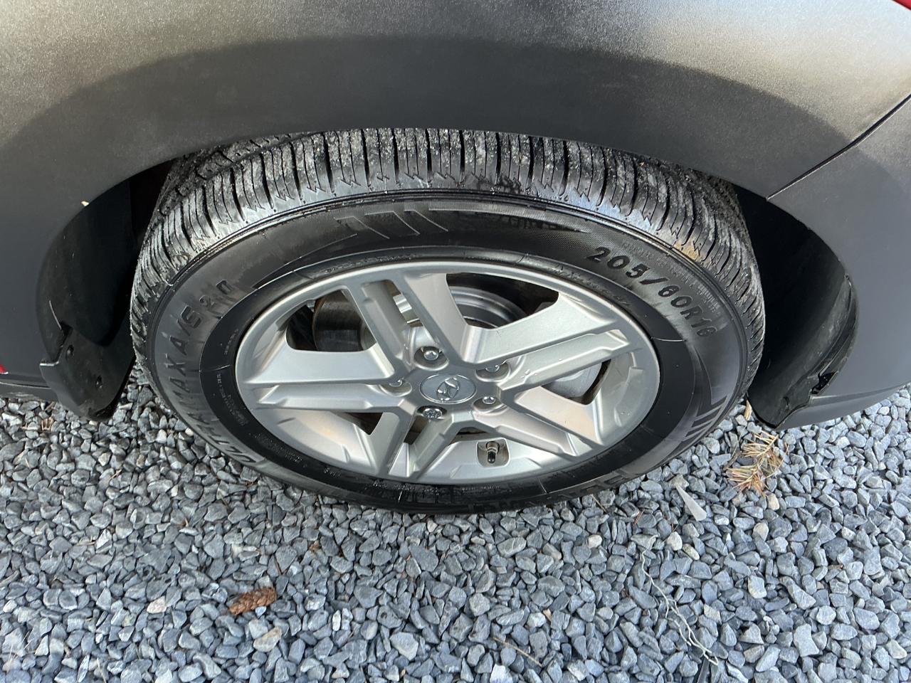 Hyundai Kona SE Auto AWD 2021