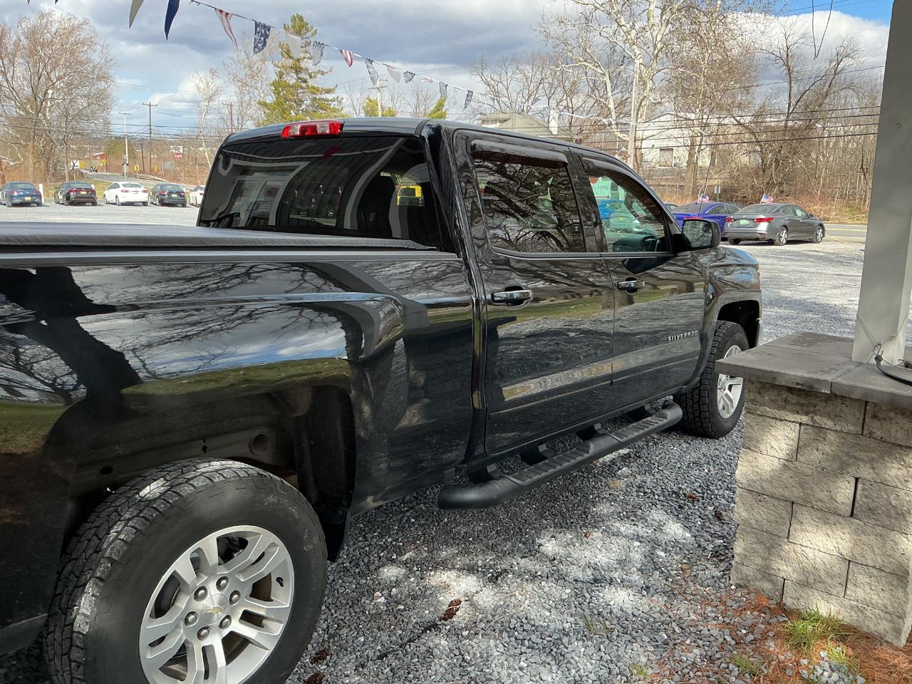 Chevrolet Silverado 1500 4WD Crew Cab 153.0" LT w/1LT 2018