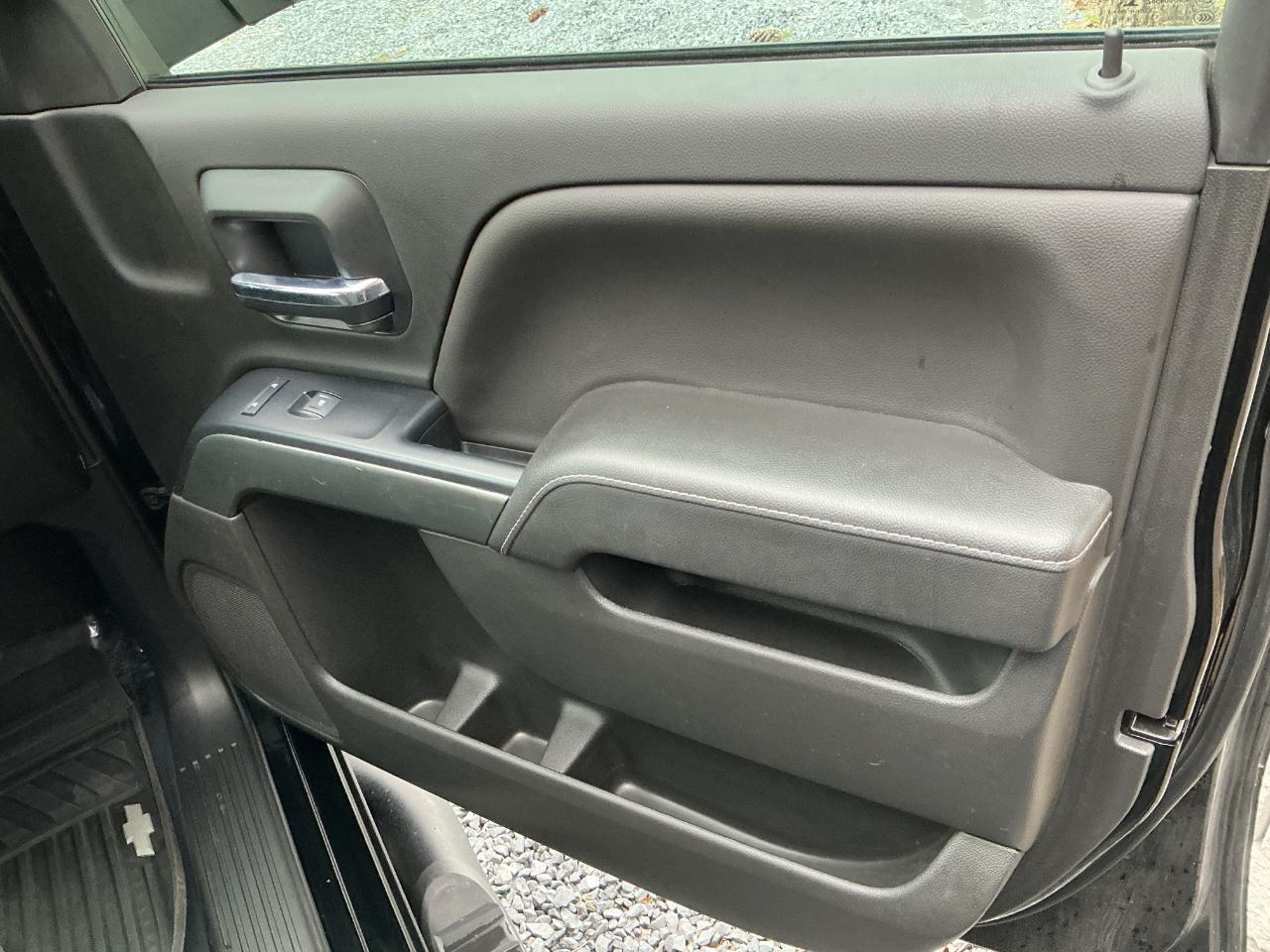 Chevrolet Silverado 1500 4WD Crew Cab 153.0" LT w/1LT 2018