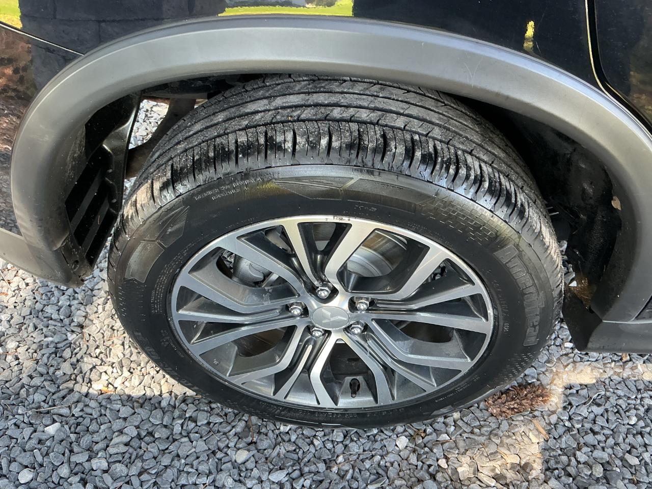 Mitsubishi Outlander Sport ES 2.0 AWC CVT 2019