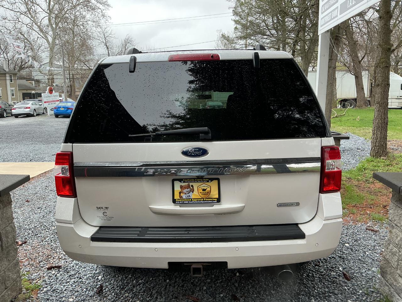 Ford Expedition XLT 4WD 2017