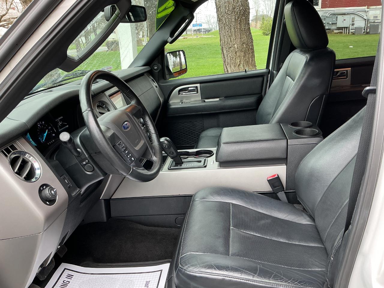 Ford Expedition XLT 4WD 2017