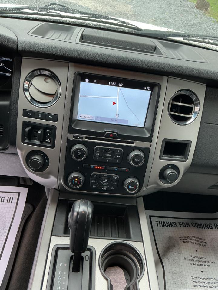 Ford Expedition XLT 4WD 2017