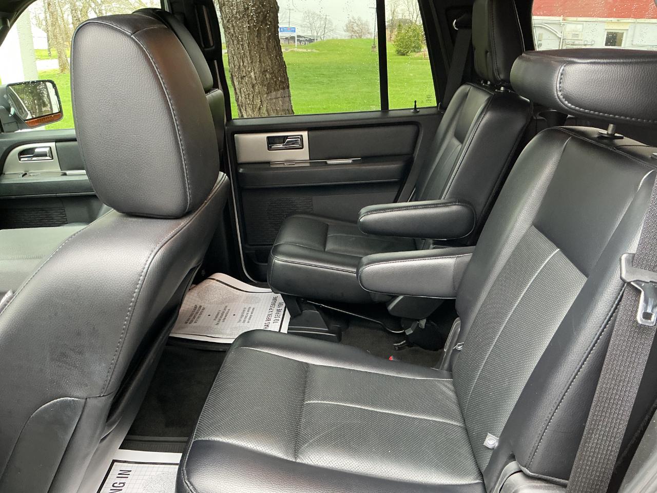 Ford Expedition XLT 4WD 2017