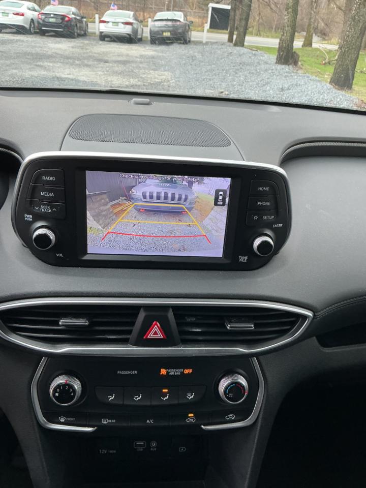 Hyundai Santa Fe SE 2.4L Auto FWD 2019