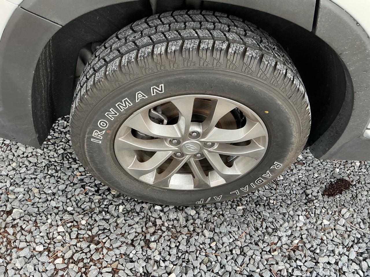 Hyundai Santa Fe SE 2.4L Auto FWD 2019