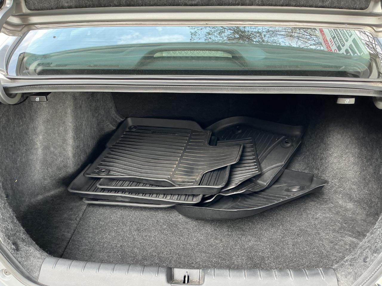 Honda Insight EX CVT 2019