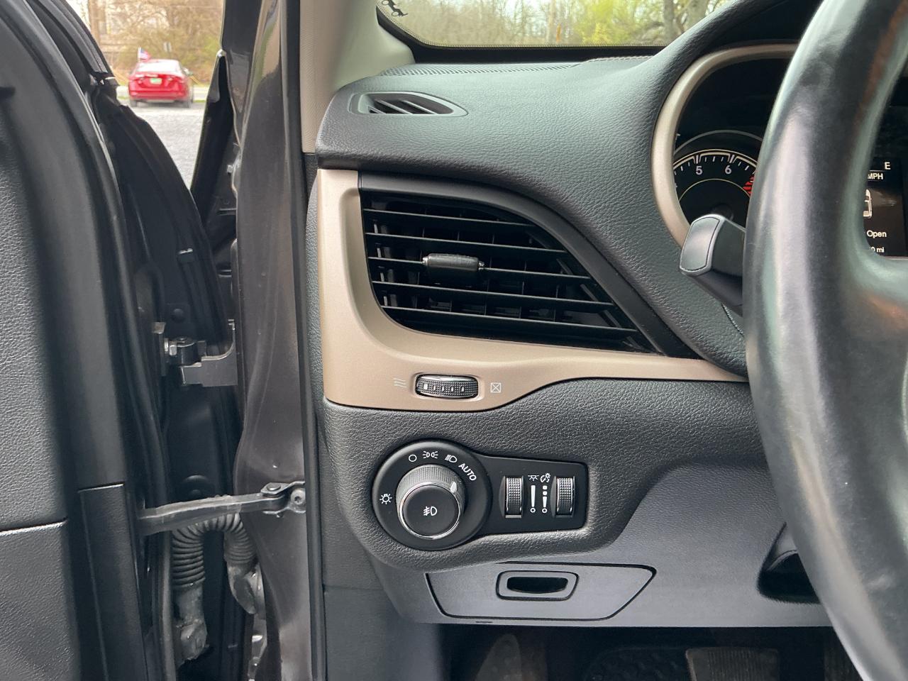 Jeep Cherokee Latitude 4x4 2017